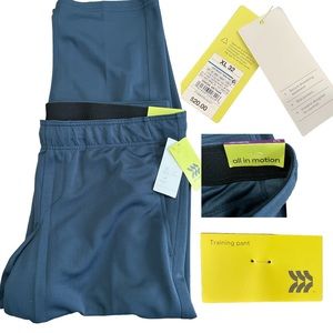 Men’s Train Pants All In Motion Navy XL x 32 NWT